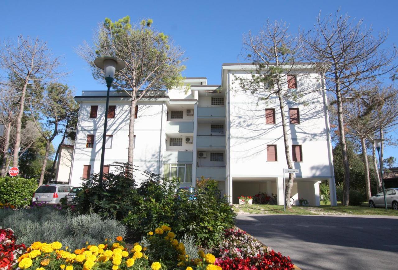 Appartamenti Fiordalisi Bibione Exterior photo
